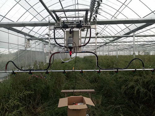 溫室大棚中使用噴灌機(jī)的好處有哪些？